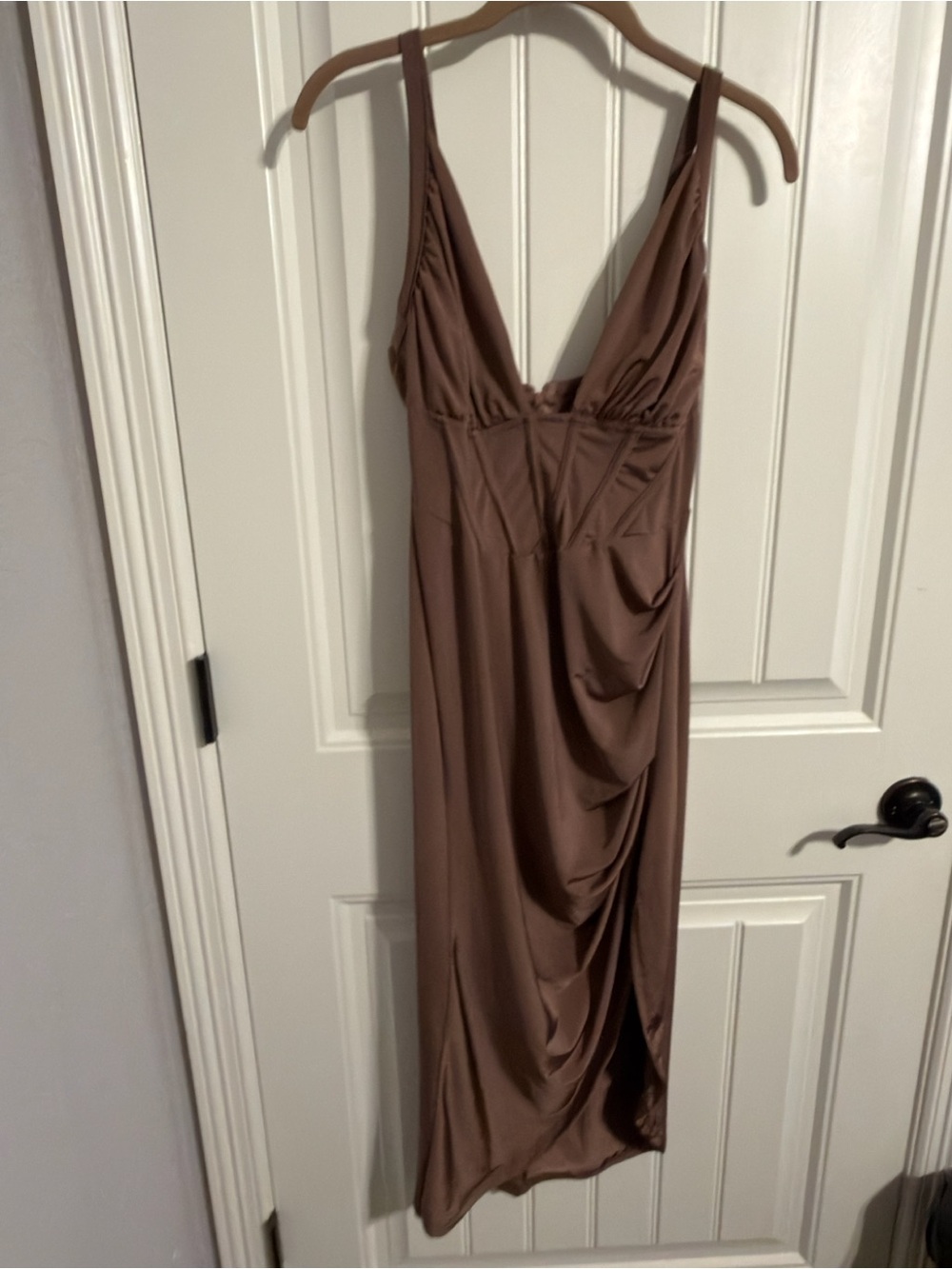 Fashion Nova *NEW* Maxi Bodycon Dress w/Side Ruching & Corset Top in Mauve. L